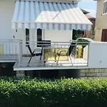 Bond With Private Parking